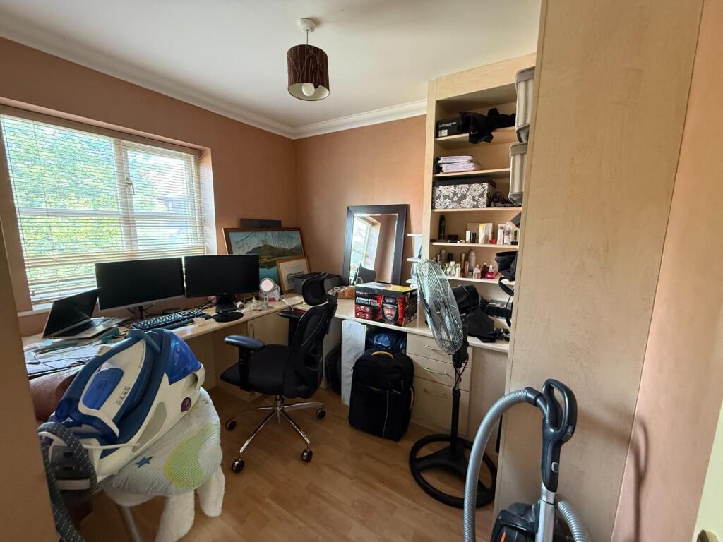 Bedroom4/study