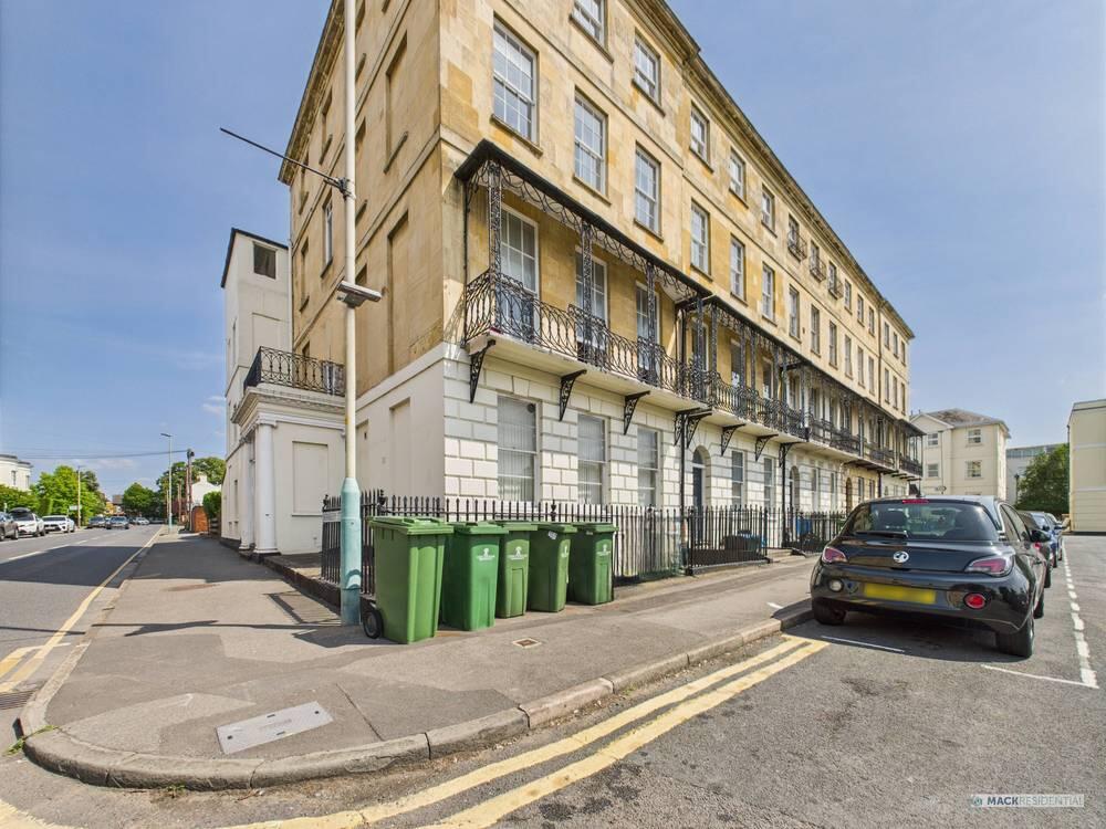 Berkeley Place, Cheltenham