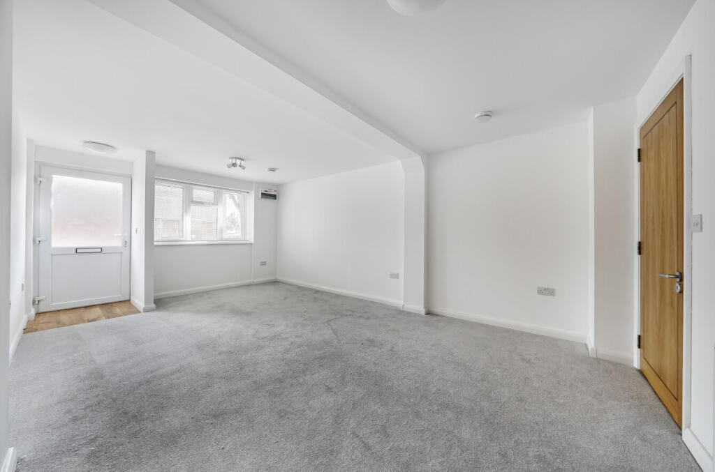 1315683-2-686408a...