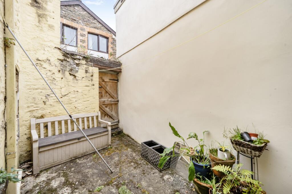 1365678-19-68ecd70953b57