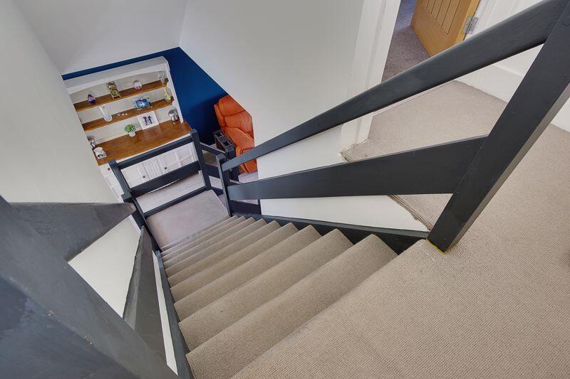 Stairs/Landing