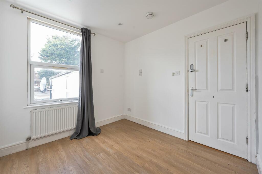 Malvern Road, N17
