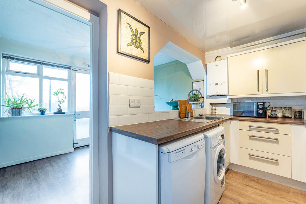 Open Plan Dining ...