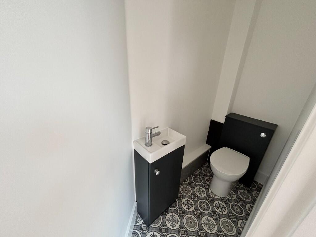 Portsmouth Road, Lee-On-The-Solent, Hampshire, PO13