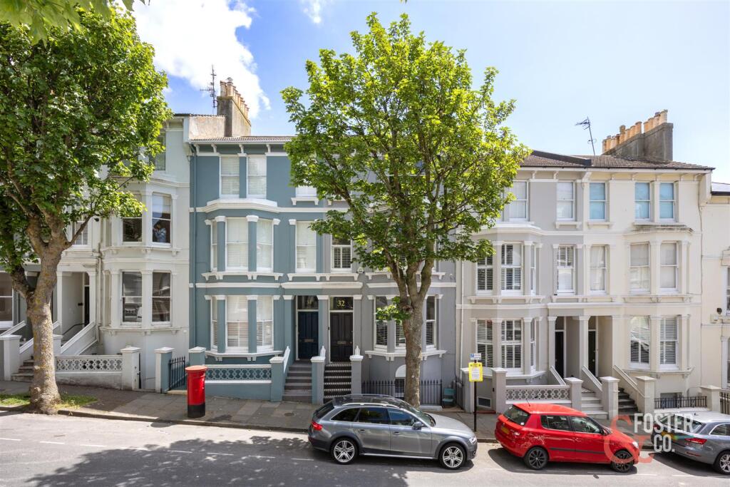 Eaton Road, 32-003.jpg