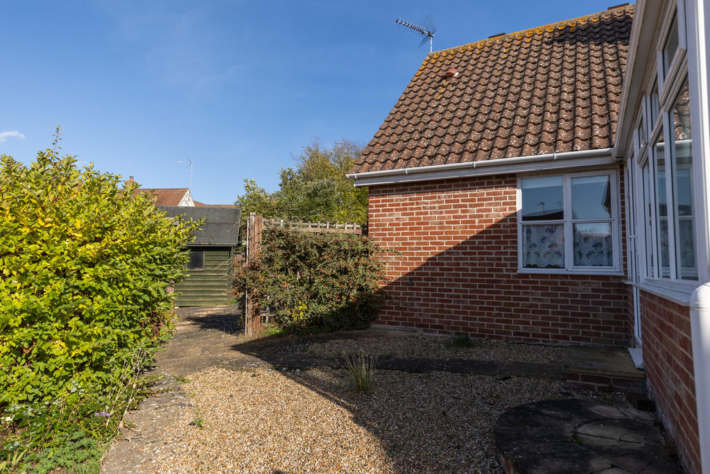 Shingle area 