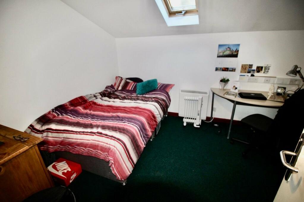 bed 3
