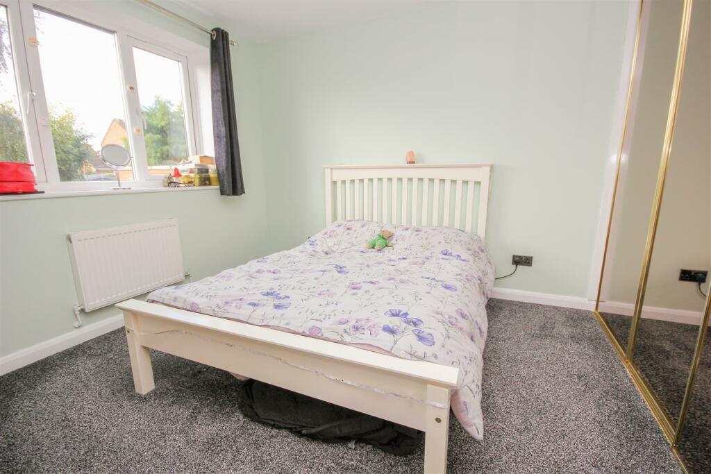 Guest Bedroom.jpg