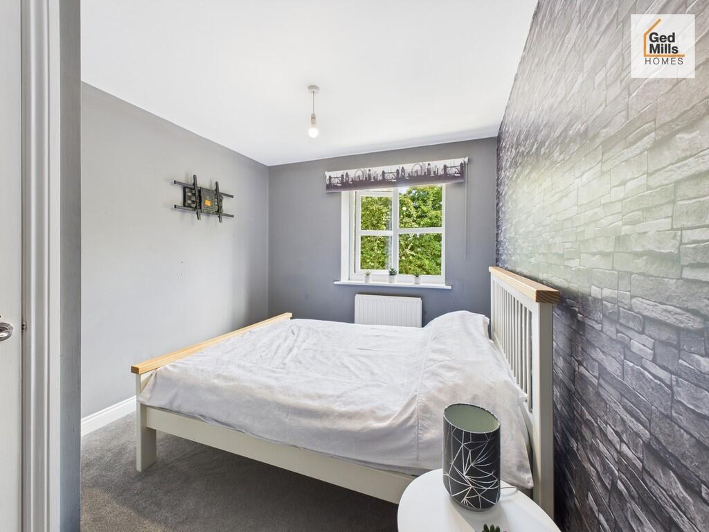 CAM04261G0-PR0073...