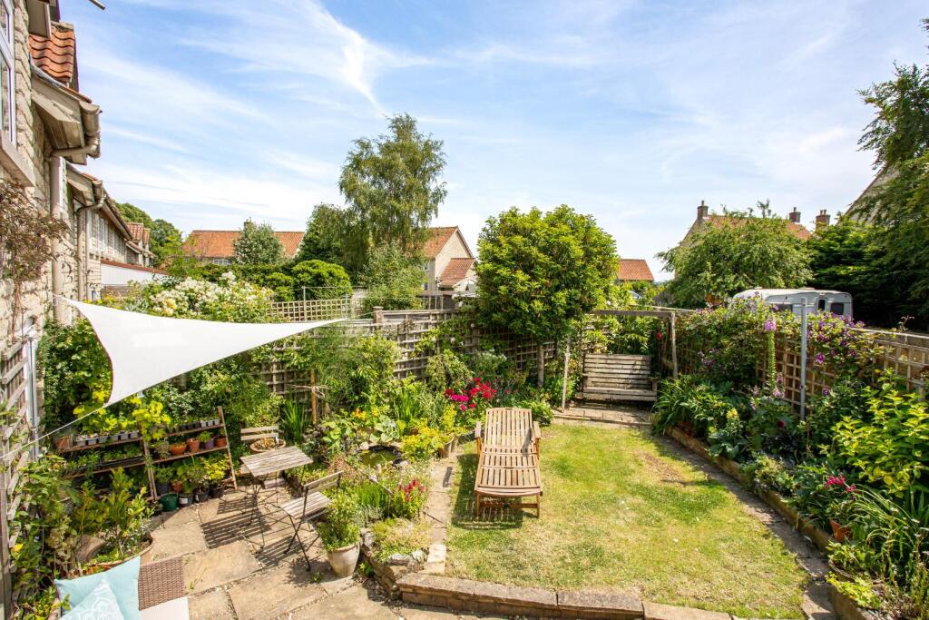 8 Hall Farm Cottage - Externals-M94A6088.jpg