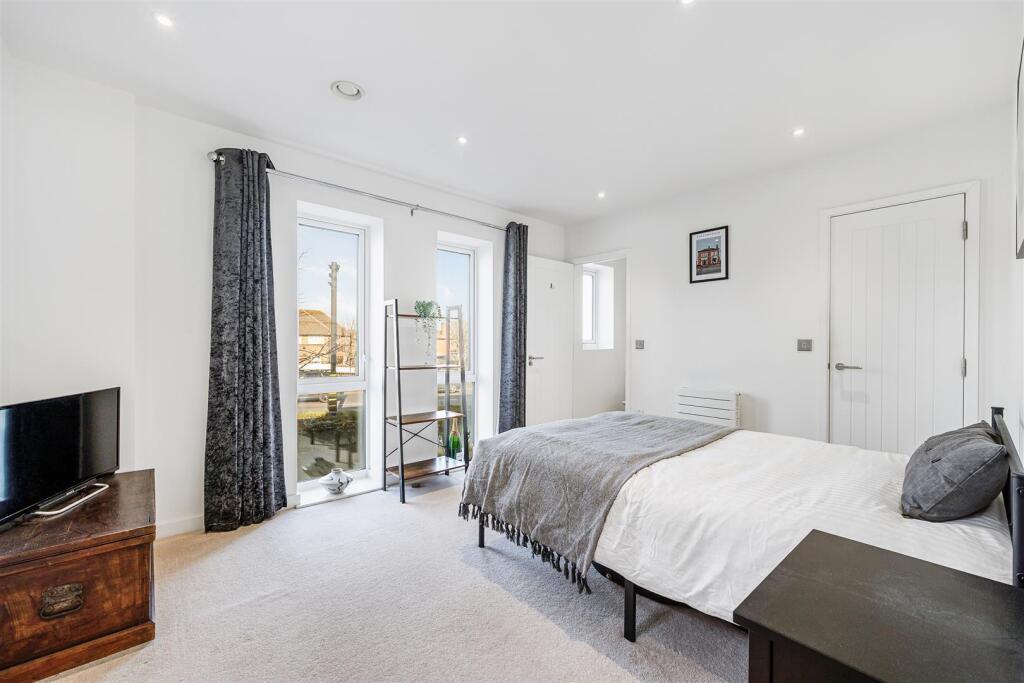 7, Renoir House-9.jpg