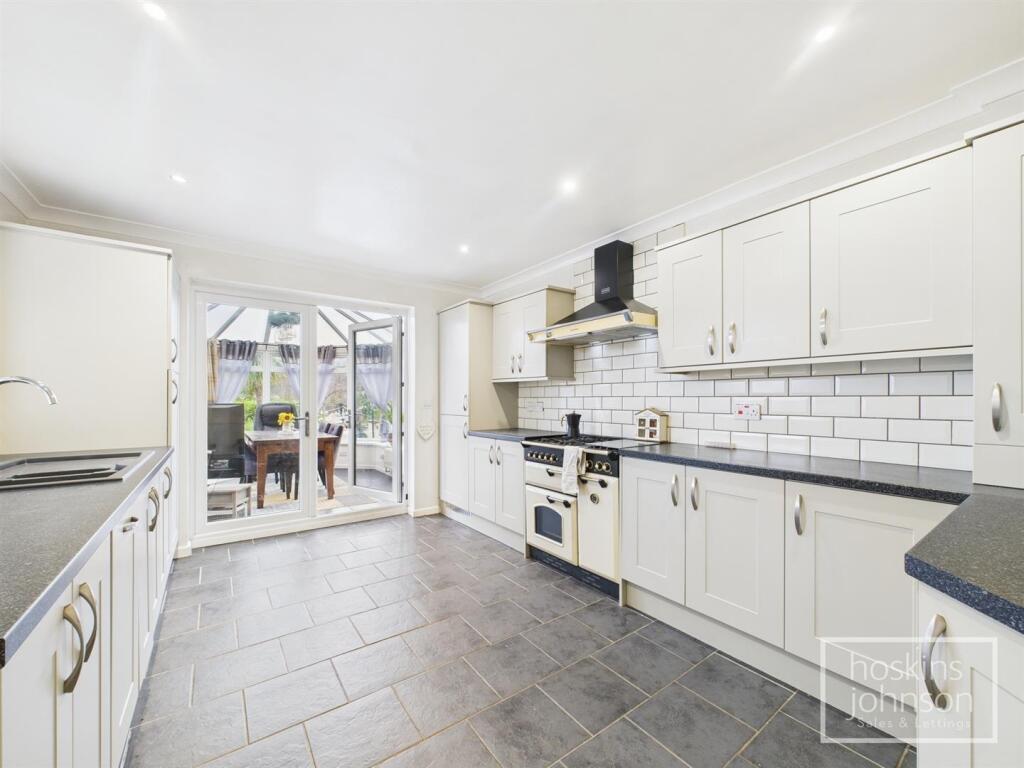 Kitchen/Breakfast Room
