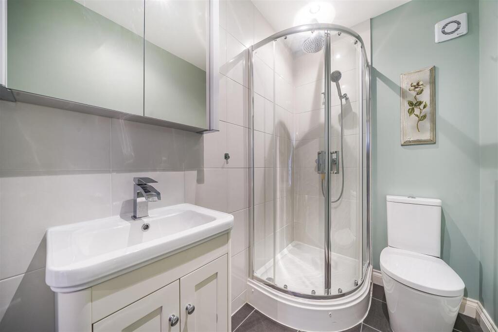 Ensuite