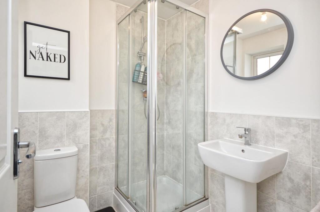 En Suite Shower Room