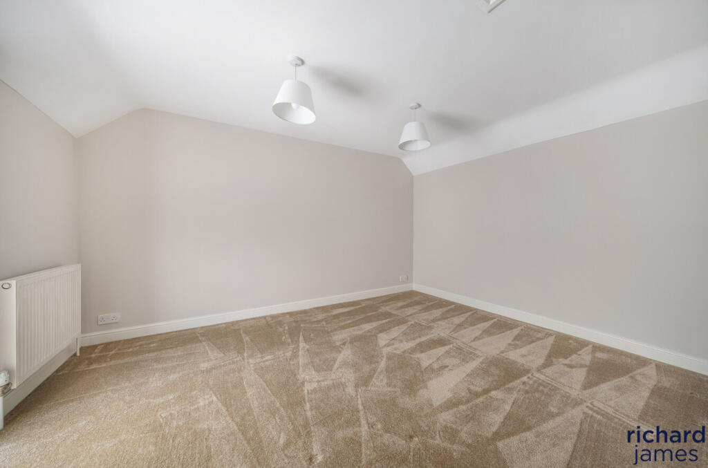 e09b4c19-d58a-4ec...