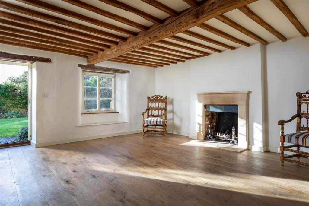 22 - The Old Forge - GL7 7HB - Web.jpg