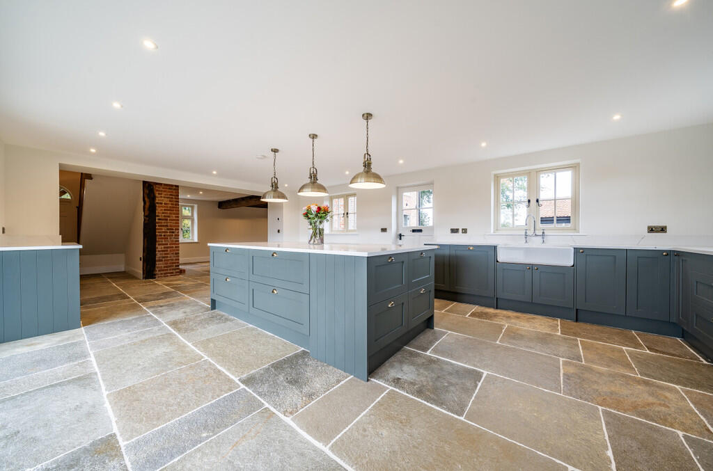 1364360-10-68ed2f...