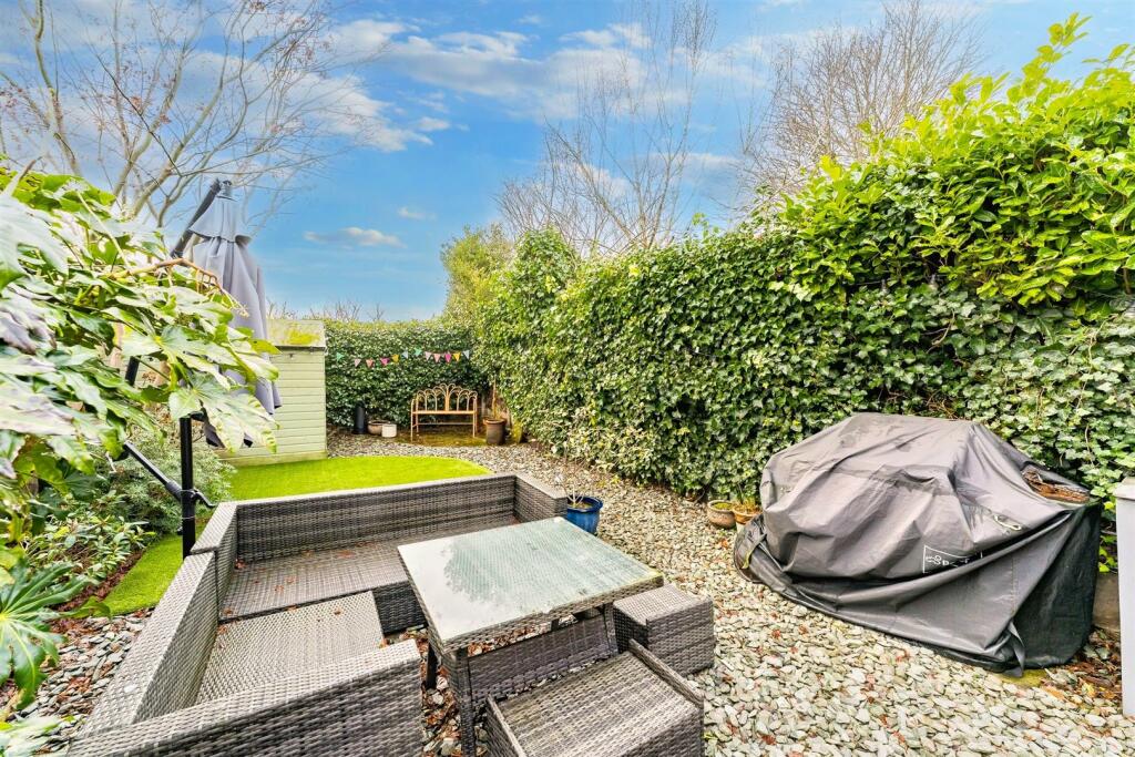 Gardens Aspect 4
