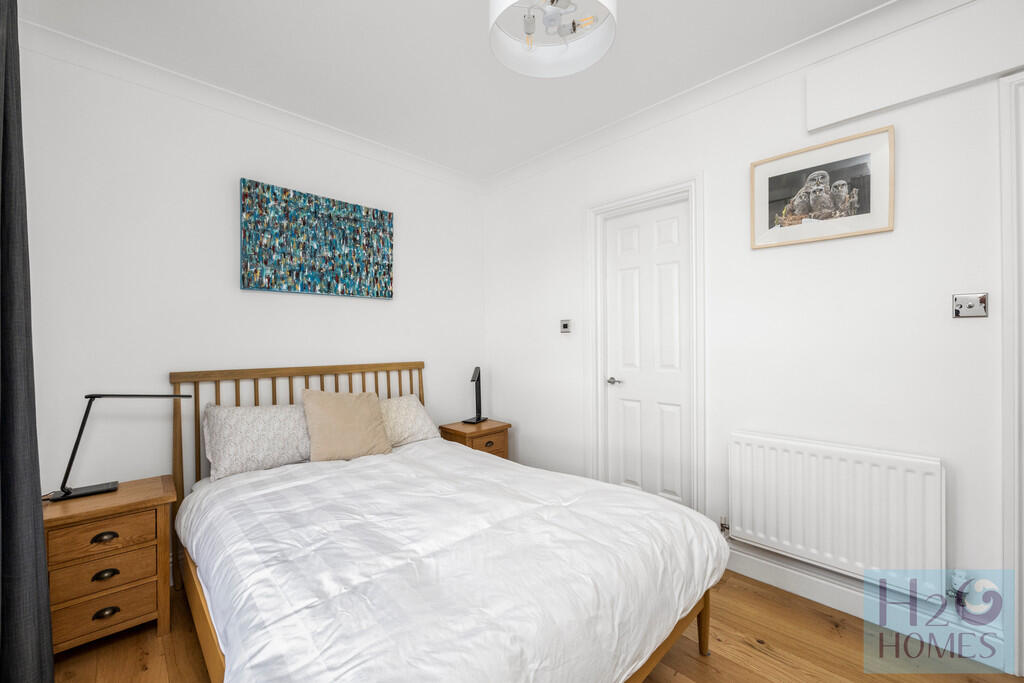 Wellington Court,...