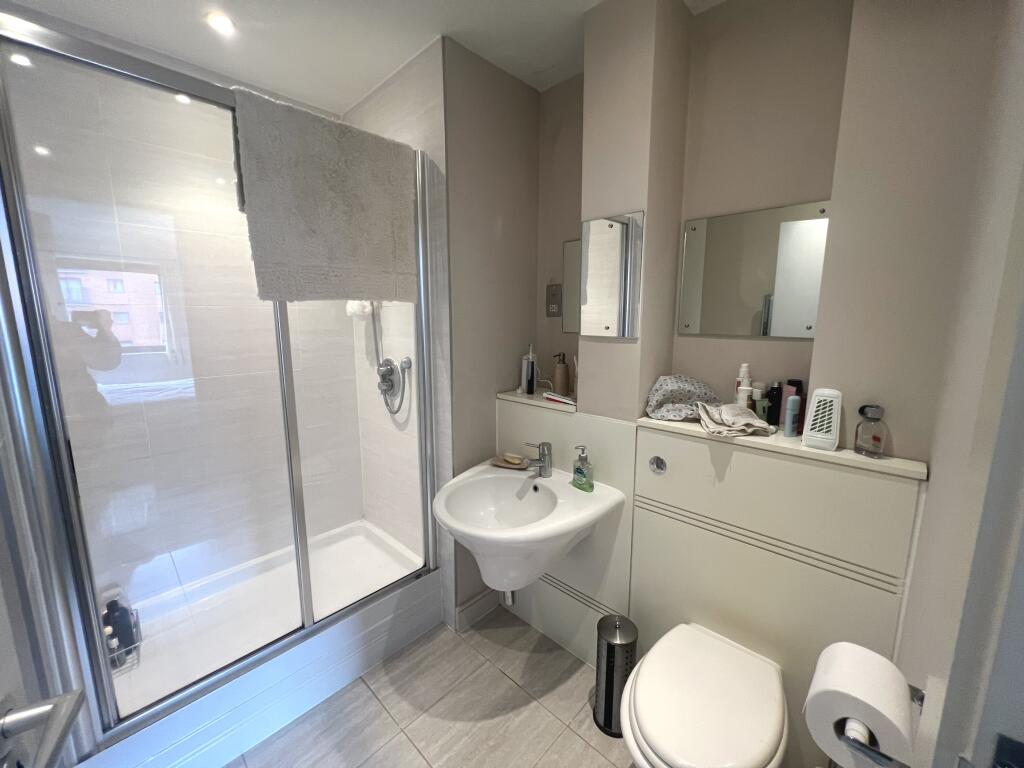 Ensuite