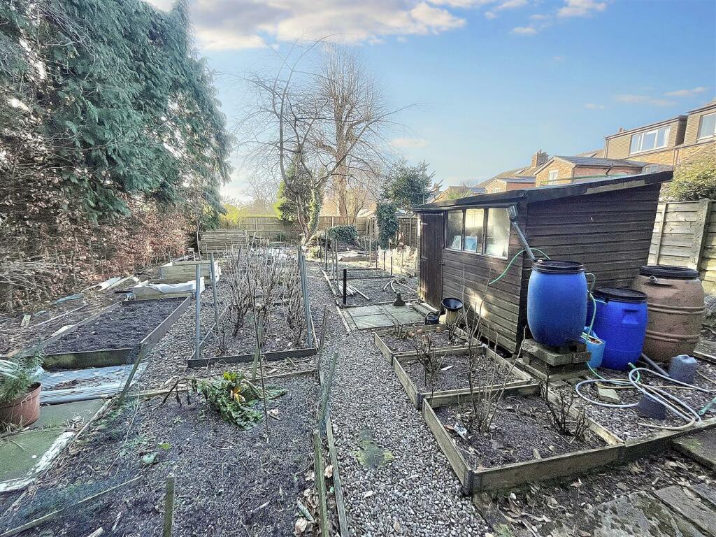 Gardens Aspect 10