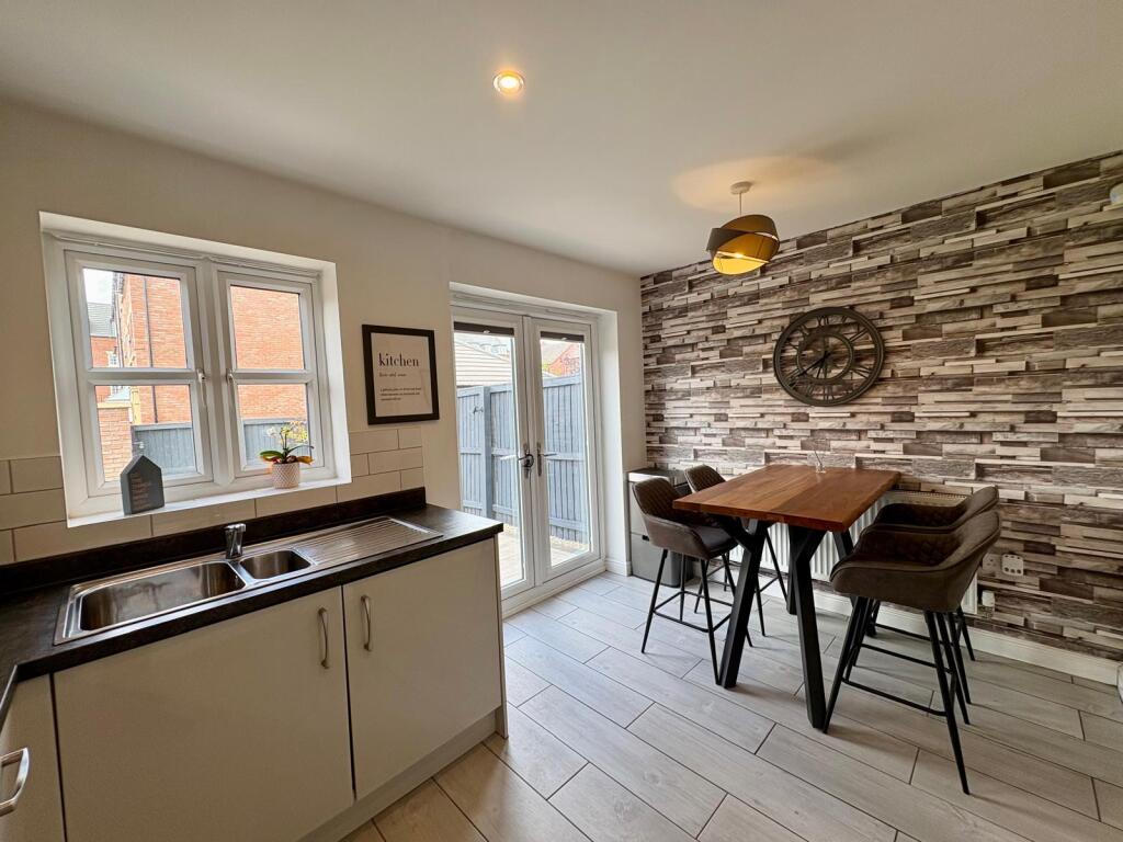 55 Walker Kitchen 2.jpg