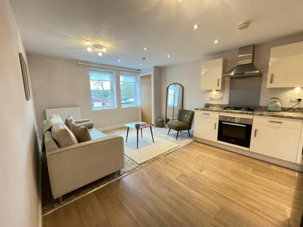 LIVING/ DINING KITCHEN