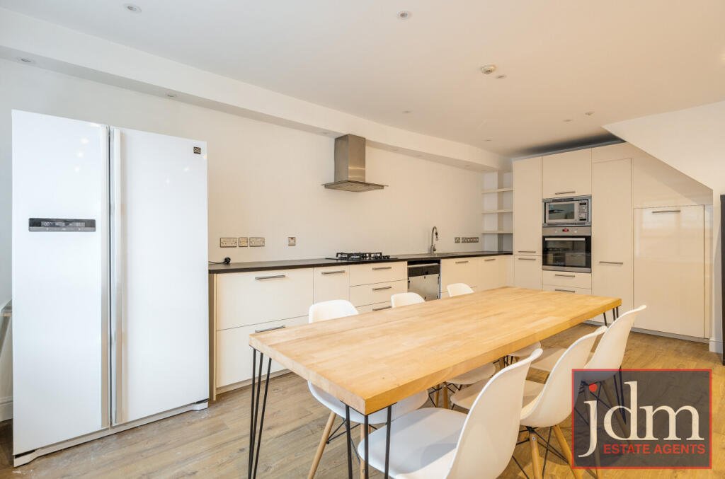 2b45707f-4276-4c2...