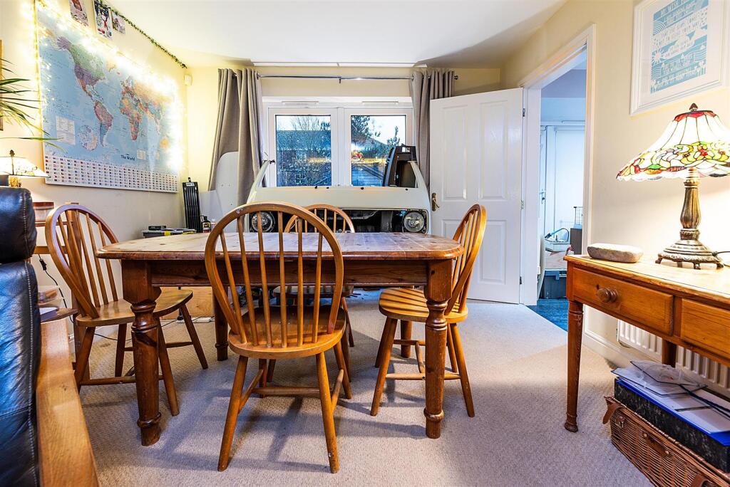 16 Lantern Lane, East Leake (15 of 30).jpg