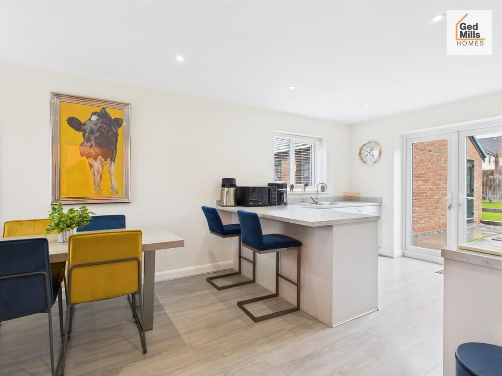 CAM04261G0-PR0055...