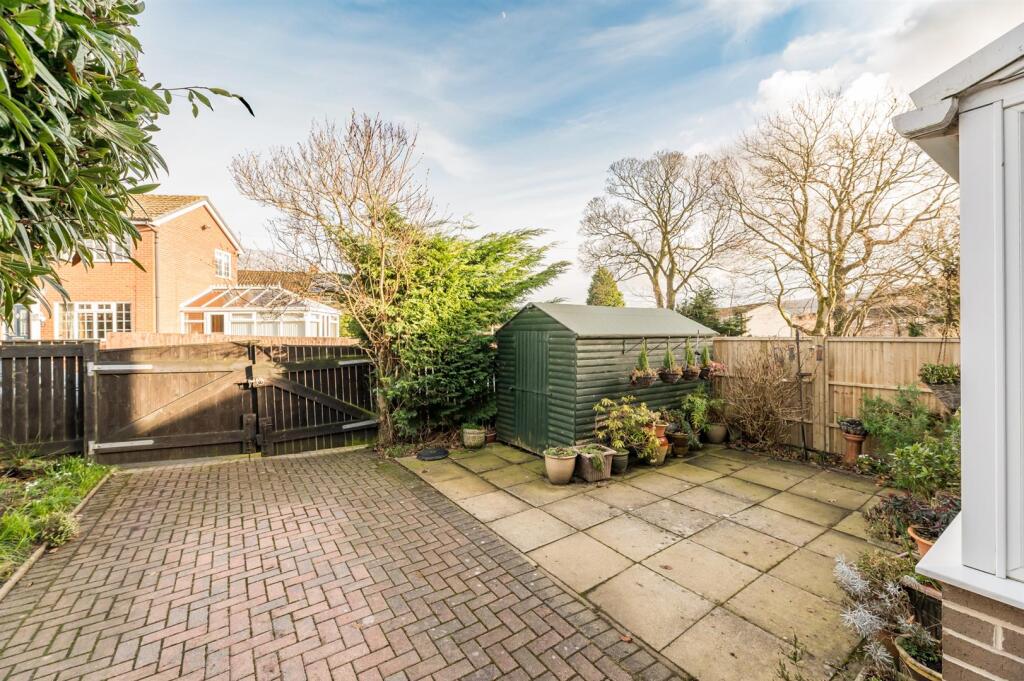 Gated Parking &amp; Patio