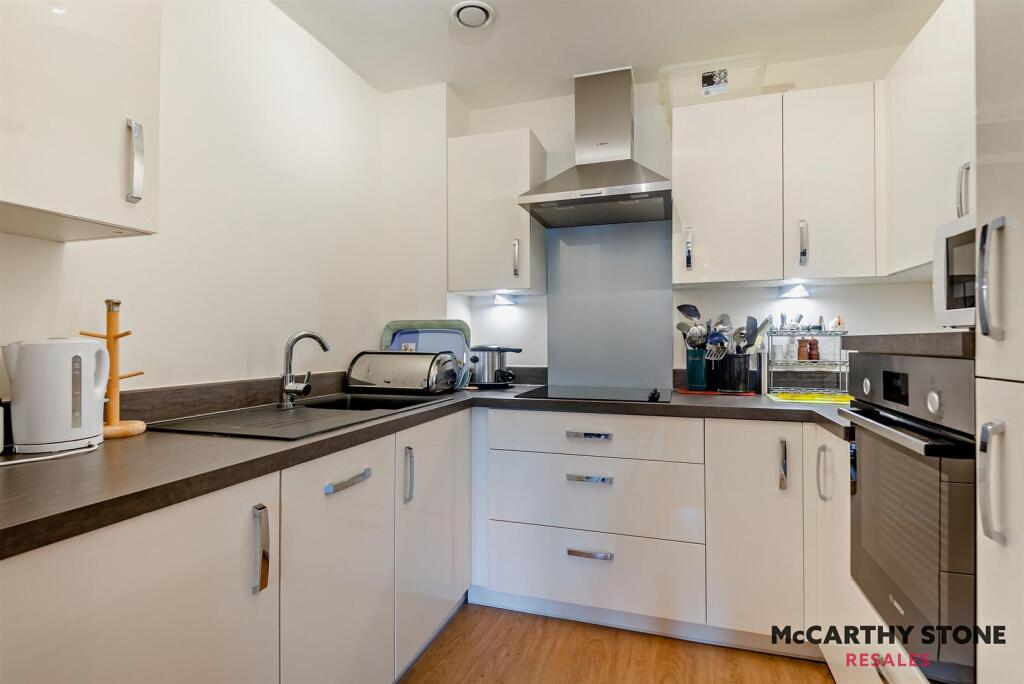 8614547-interior15-800.jpg
