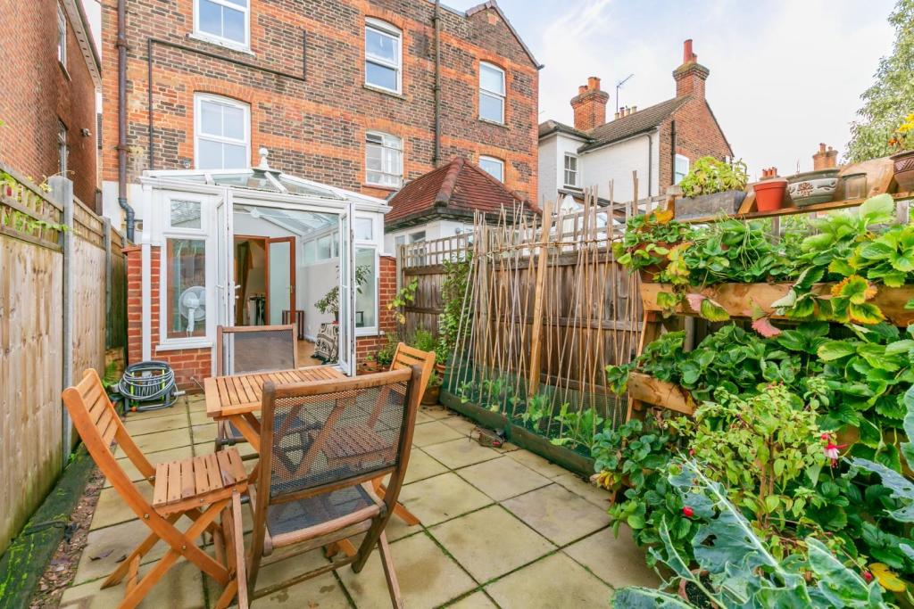 22_Addison_Road-12.jpg