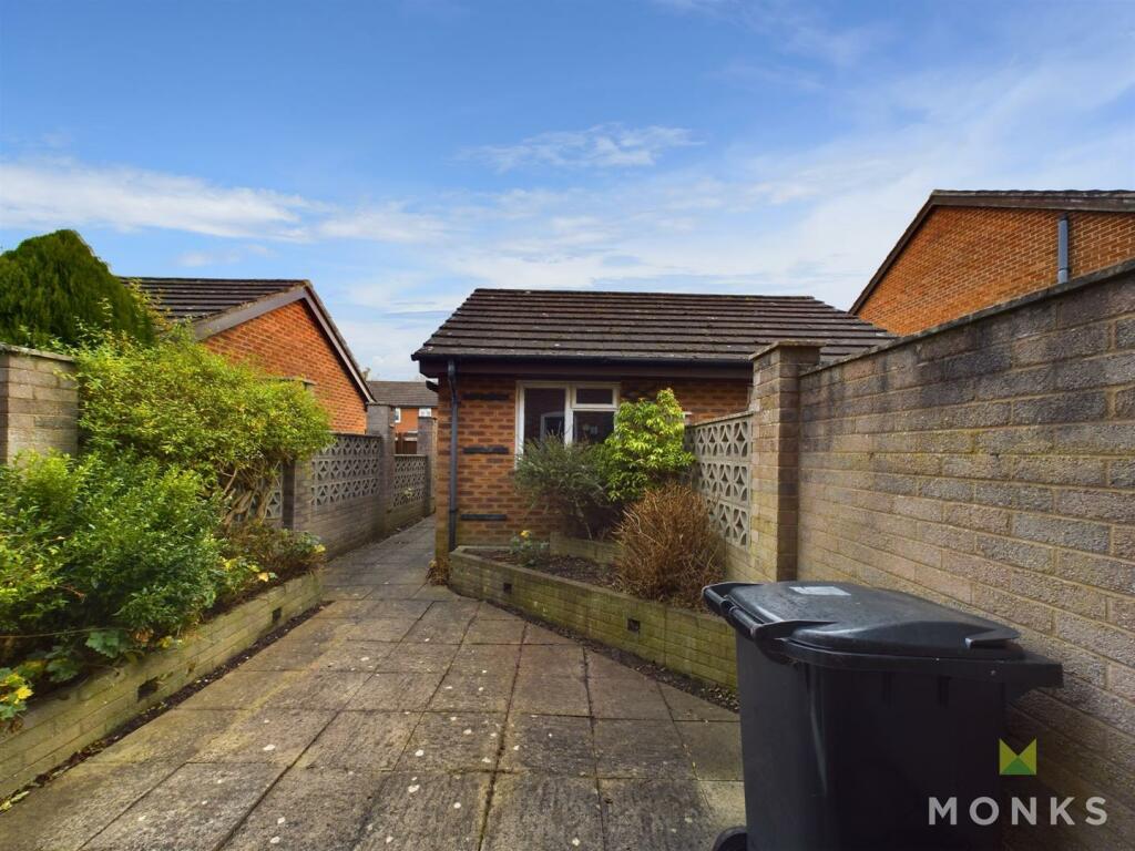 CAM01520G0-PR0122-STILL011.jpg