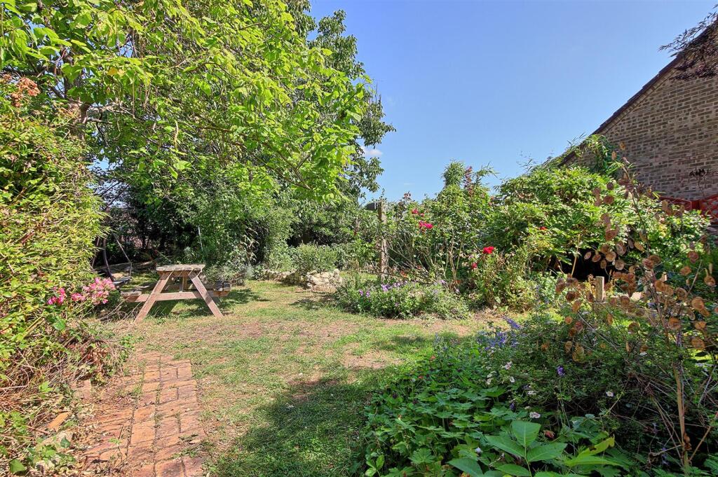 Garden.jpg