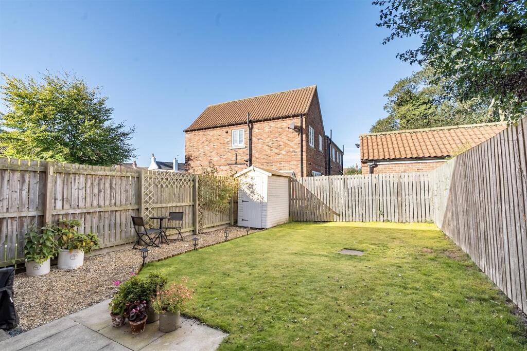 GARDEN