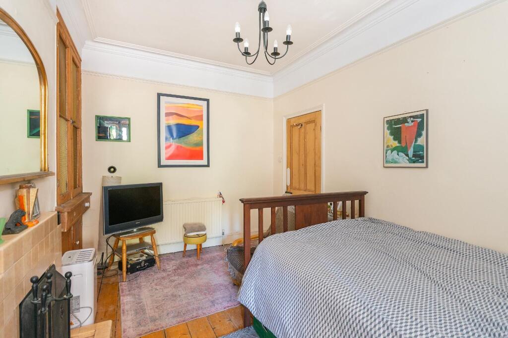 2S0RKE - Reception Room A.jpg