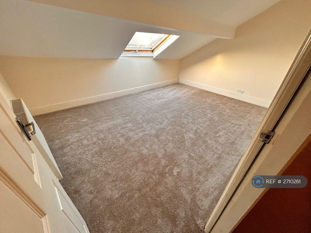 Double Bedroom 2