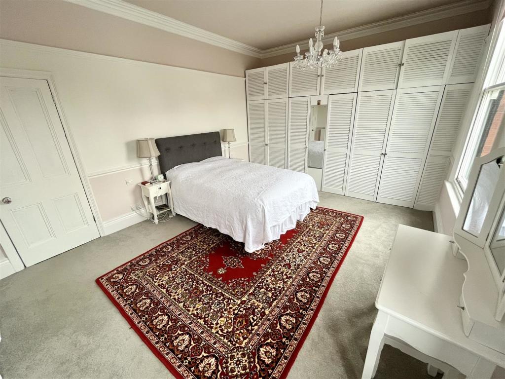 Bedroom 1 Aspect 2