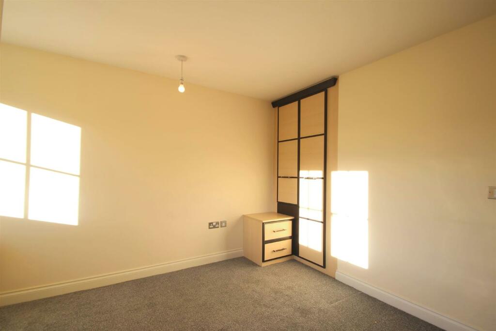 Bedroom 1 Aspect 2