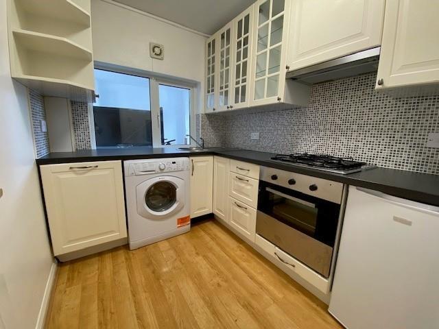 156a Rectory Road Kitchen - Copy.jpg