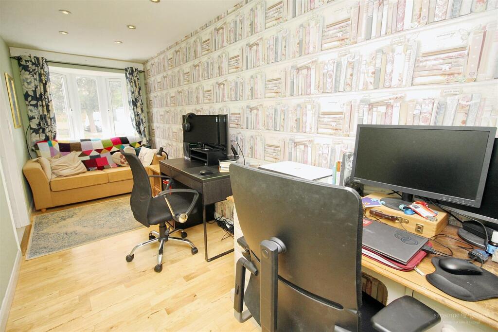 Study/Bedroom 4