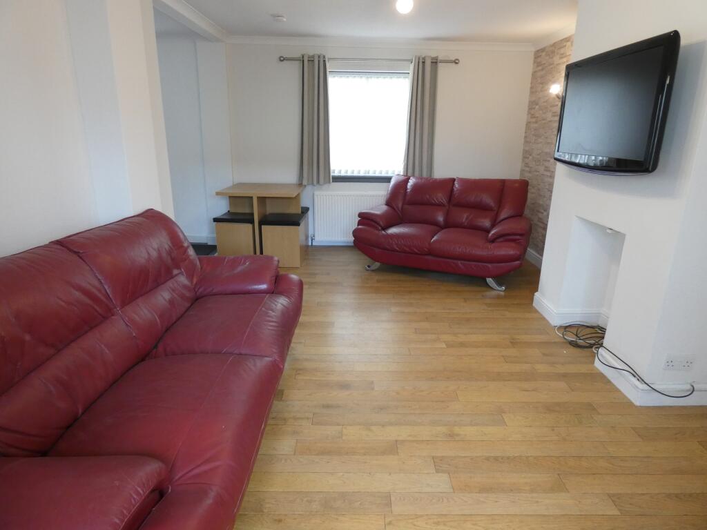LOUNGE C