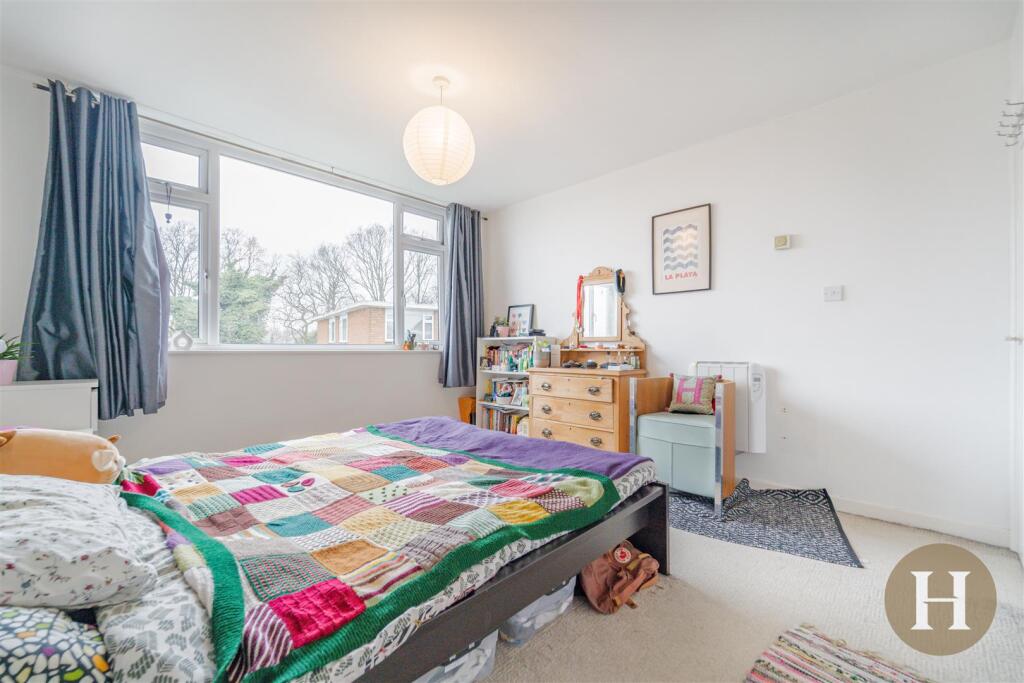 Hadleigh Estate Agents-14.jpg