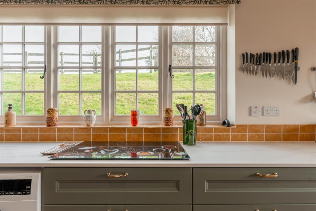 The Bothie - by Visually Rich 00293-HDR.jpg