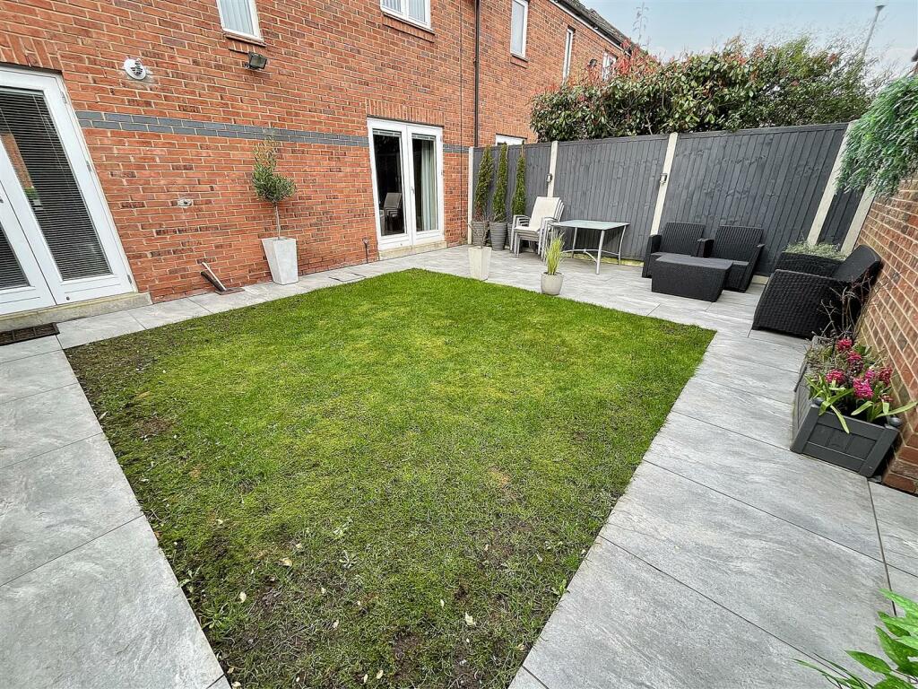 Gardens Aspect 2
