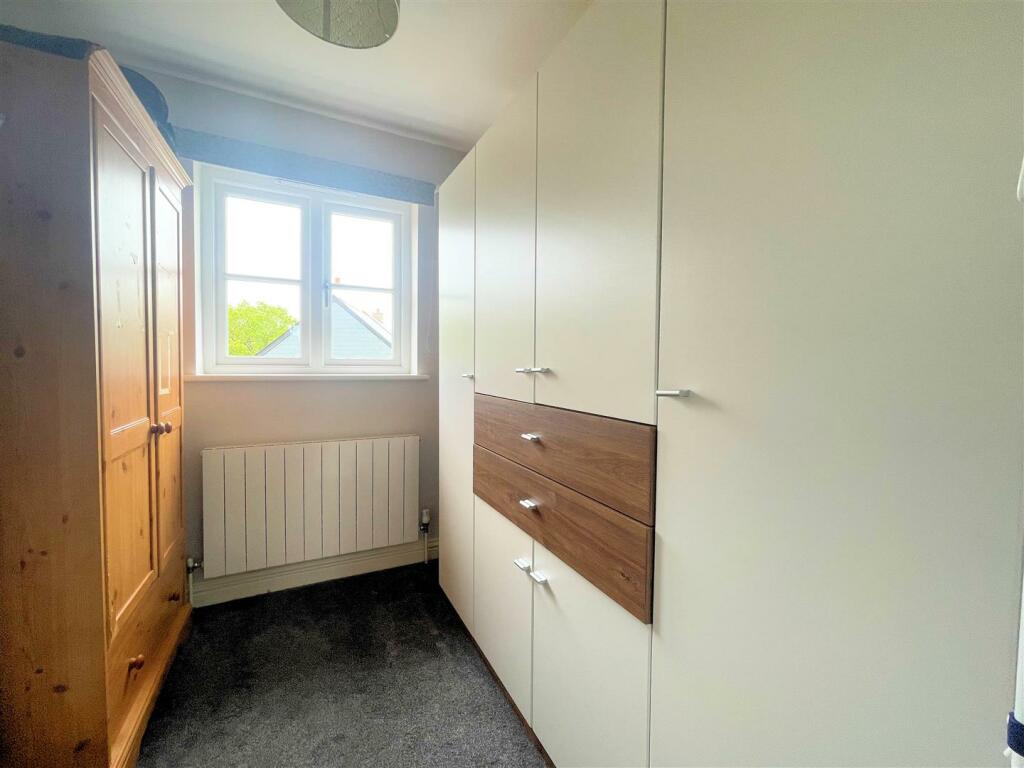 Bedroom 3.jpg