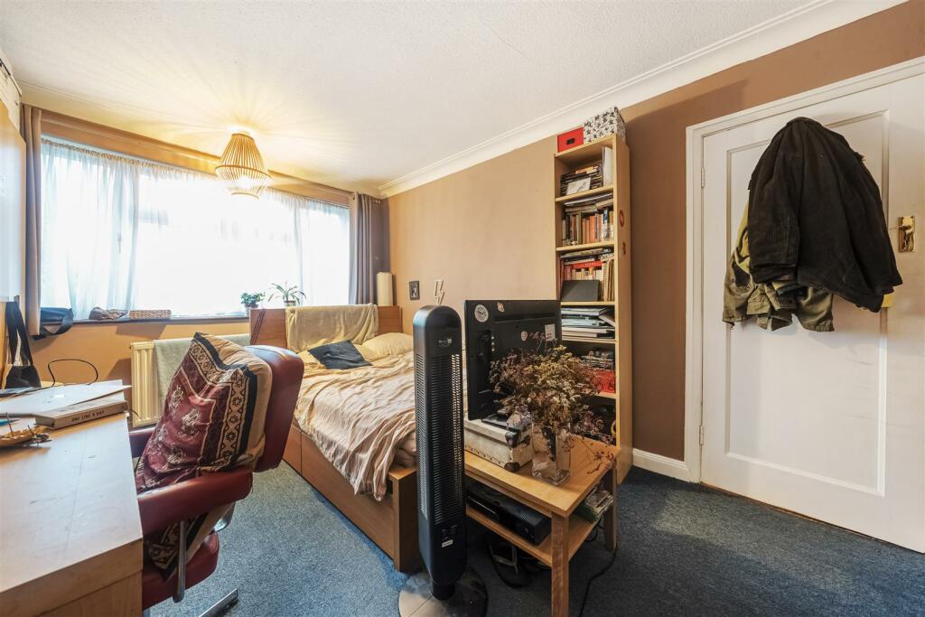 Bedroom 2.jpg