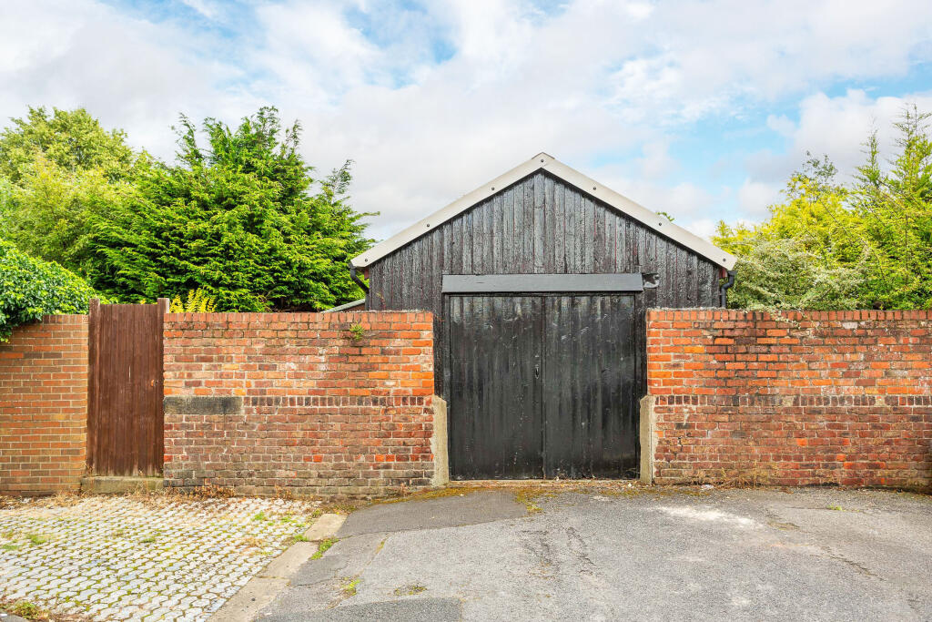garage
