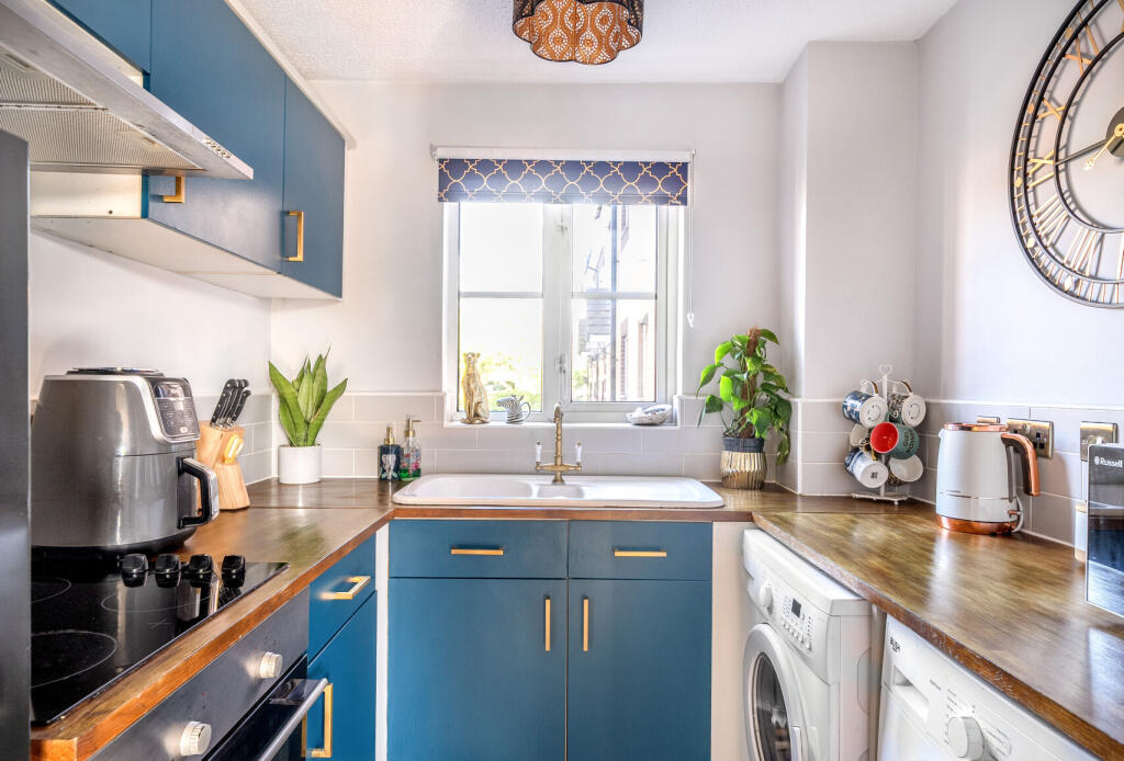 1310732-16-6851ac...